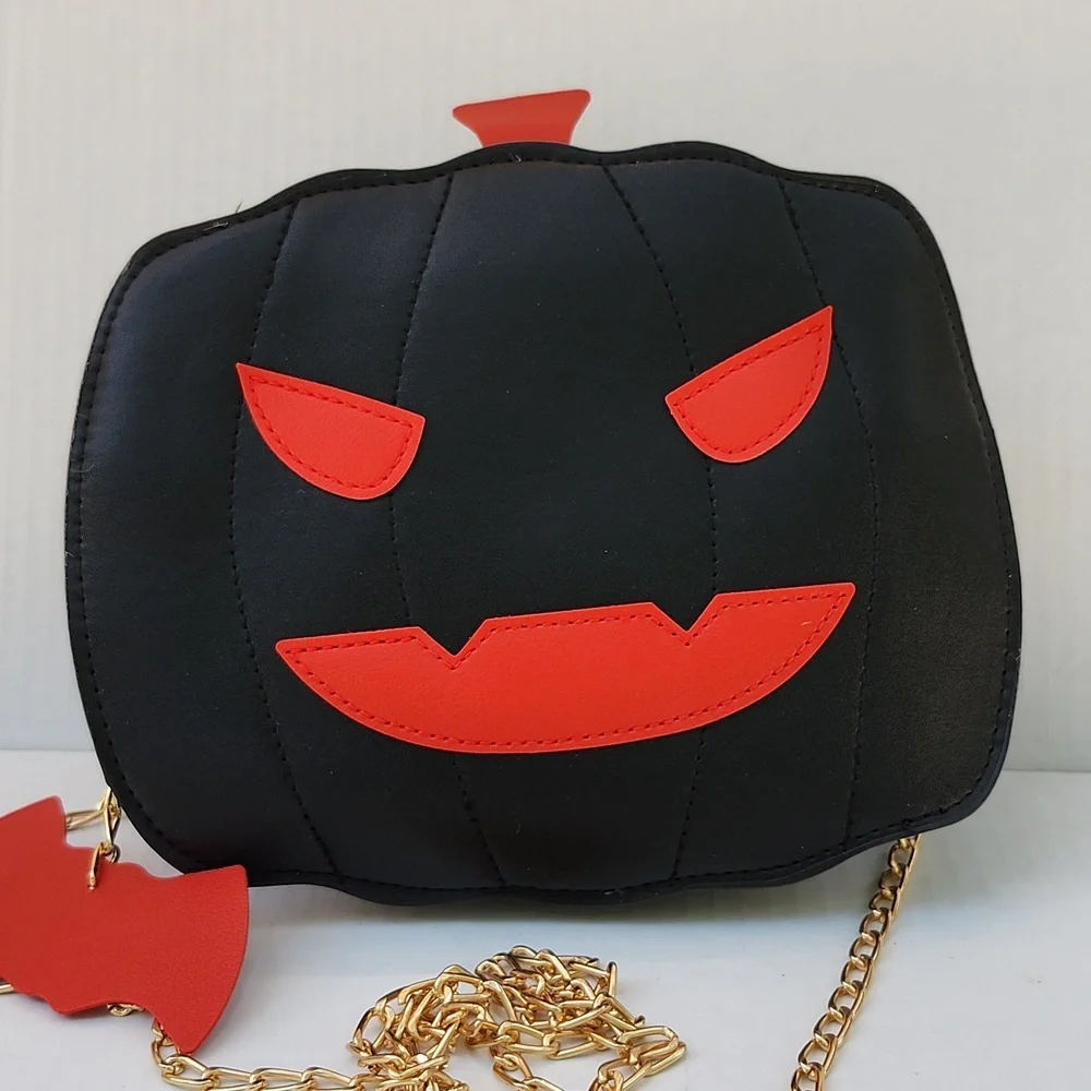 NWOT PUMPKIN NOVELTY CROSSBODY BAG - Picture 9 of 10